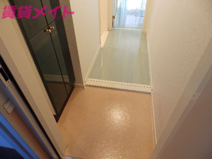 ラ・テラ滝川の玄関