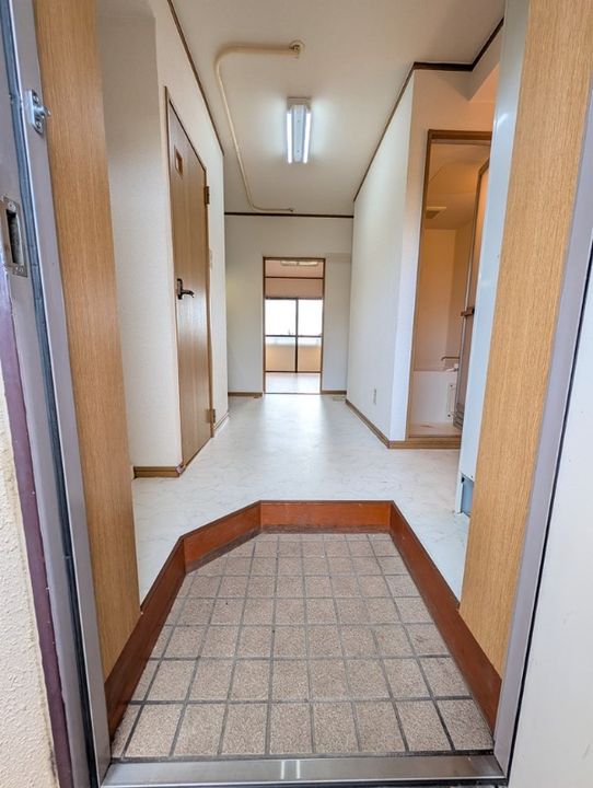 静岡県浜松市中央区三方原町(マンション)の賃貸物件の玄関