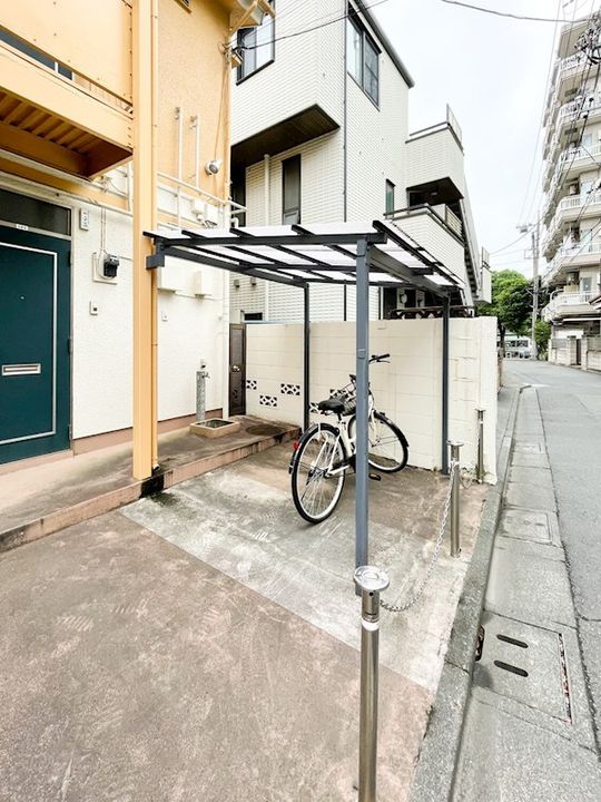 一平荘(栄町)の地図