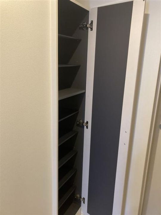 埼玉県川口市元郷5(マンション)の賃貸物件の玄関