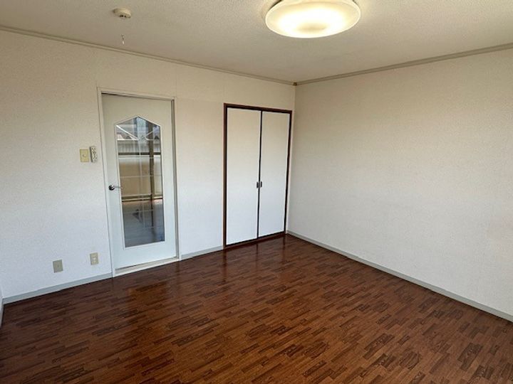 ヴァース・スパシーボの内装