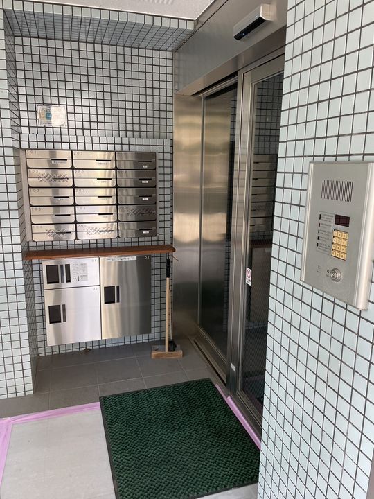 メゾンドラフォーレの地図