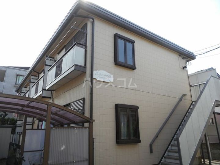 ジュネスヤマモトの外観