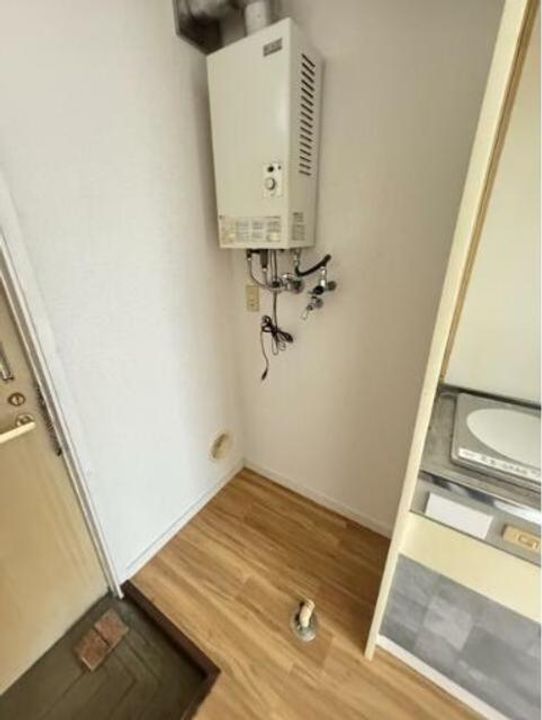 MYハイツの玄関