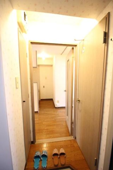 北海道札幌市中央区南十条西8(マンション)の賃貸物件の玄関