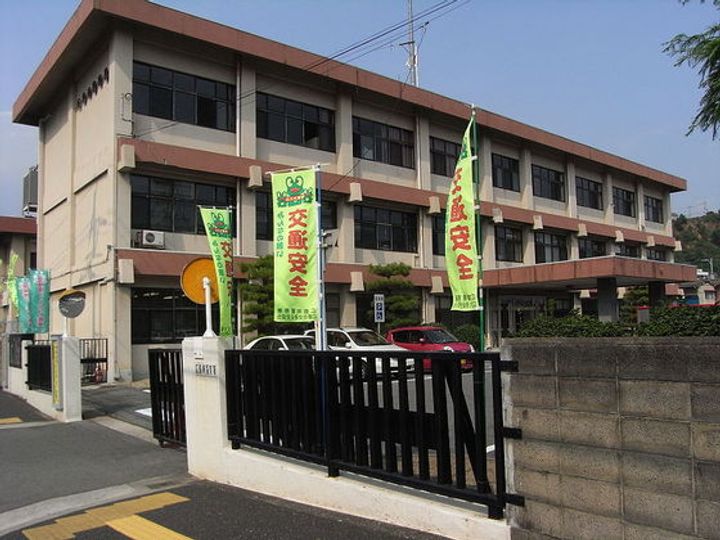 広島県広島市中区昭和町(マンション)の賃貸物件の周辺