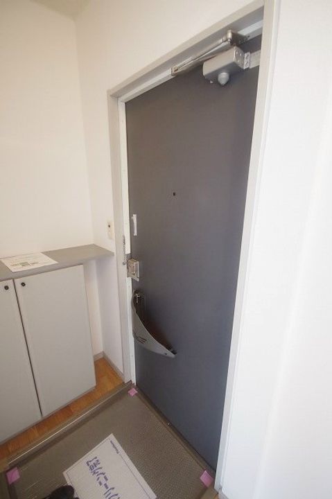 グリーンヴィラ 2の玄関