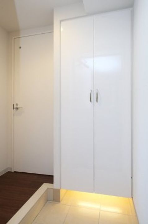 ファインクレスト護国寺の玄関