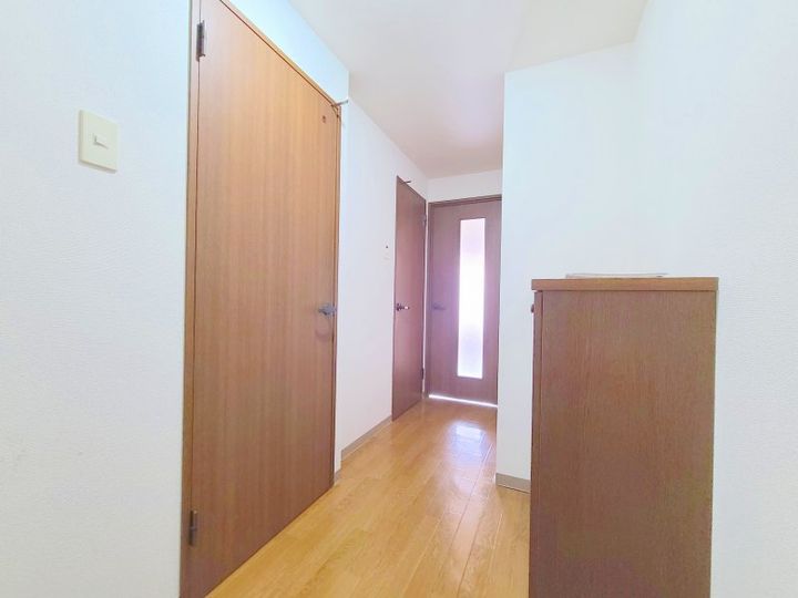 プレシャス23の玄関