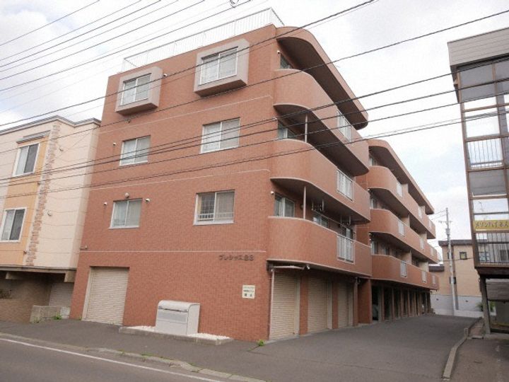 プレシャス23の外観