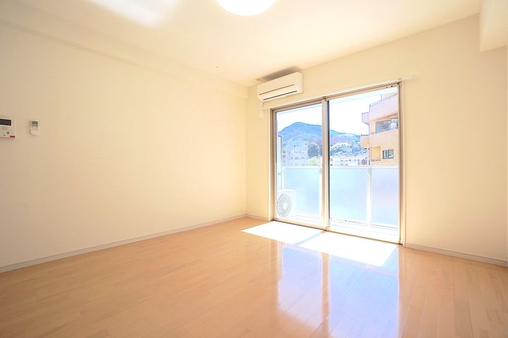 長崎県長崎市馬町(マンション)の賃貸物件の居間