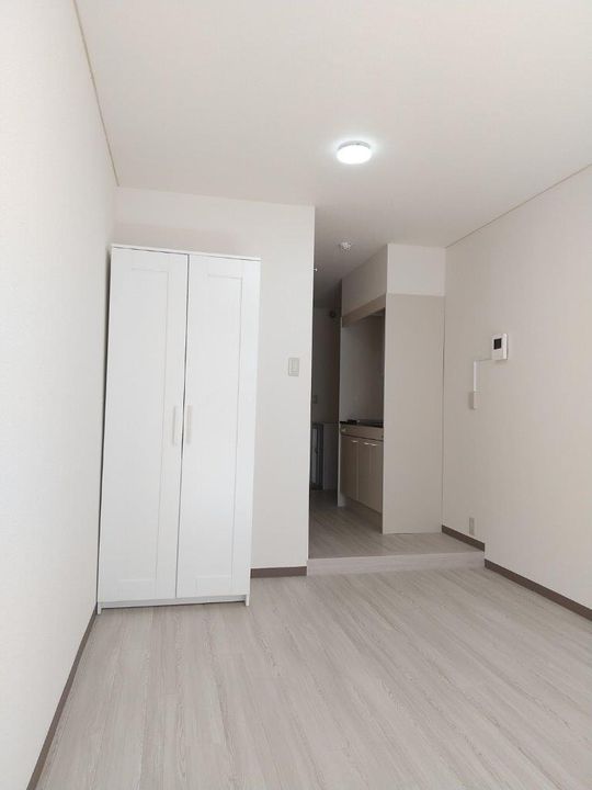 エコロジースクエア初台の居間