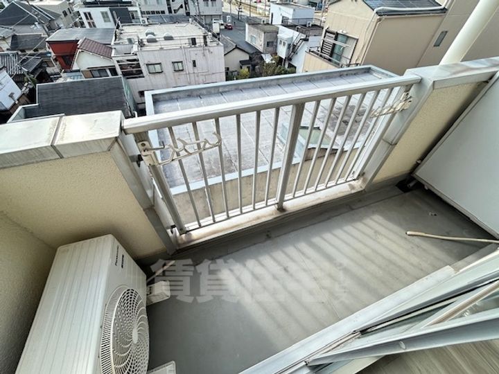 白龍ビルの内装