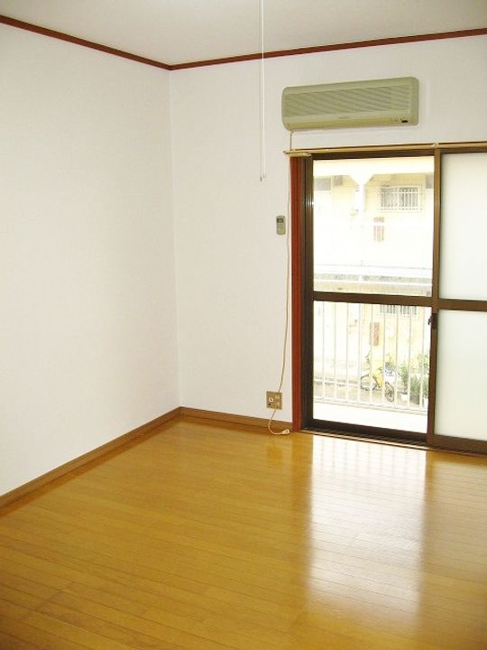 ホウジュの内装