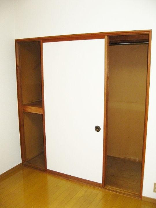 ホウジュの内装