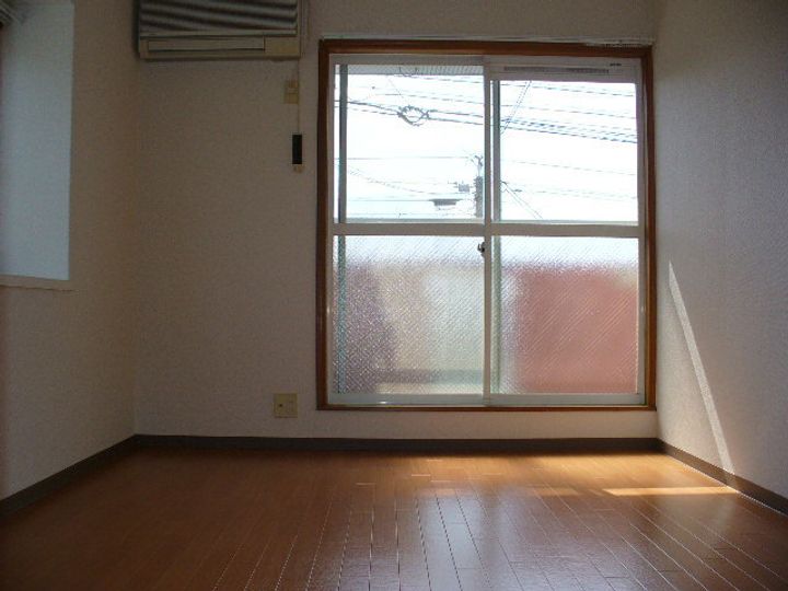 岡山県倉敷市日ノ出町1の賃貸アパートの居間