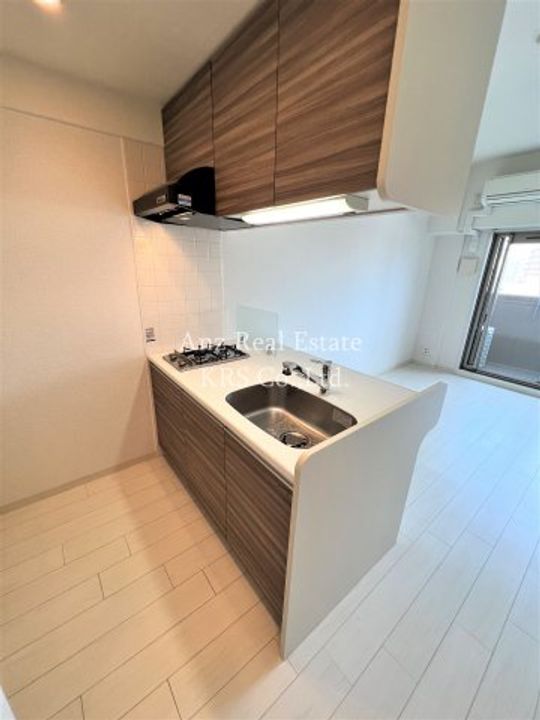 プレサンス阿波座ステーションフロントのキッチン