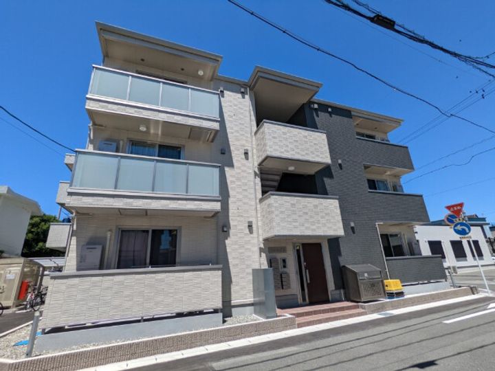 静岡県浜松市中央区佐藤2(アパート)の賃貸物件の外観