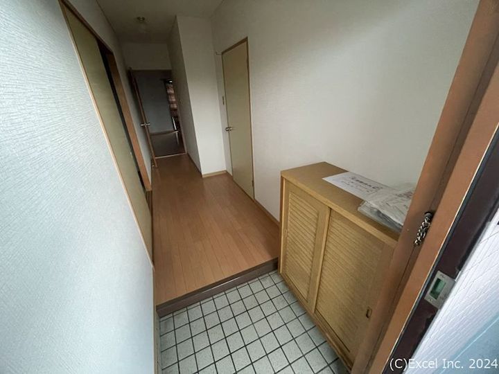 東京都八王子市西寺方町(マンション)の賃貸物件の玄関