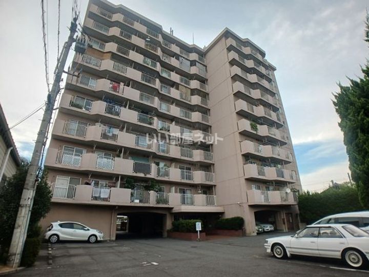 コトデン花園グランドマンションの外観