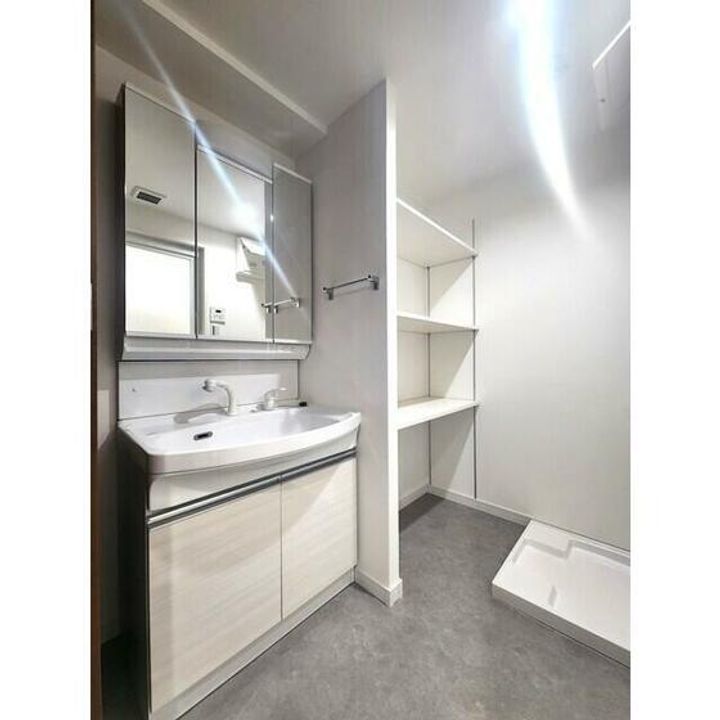 LIBTH大津の内装