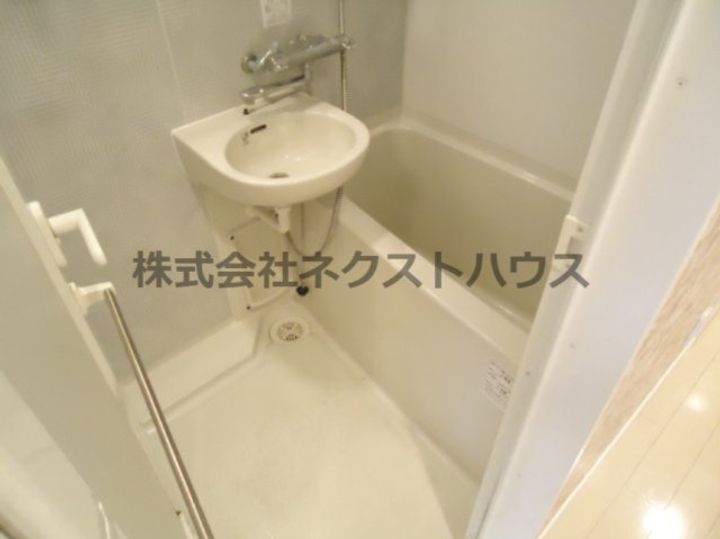 スペーシア川崎IIIの風呂