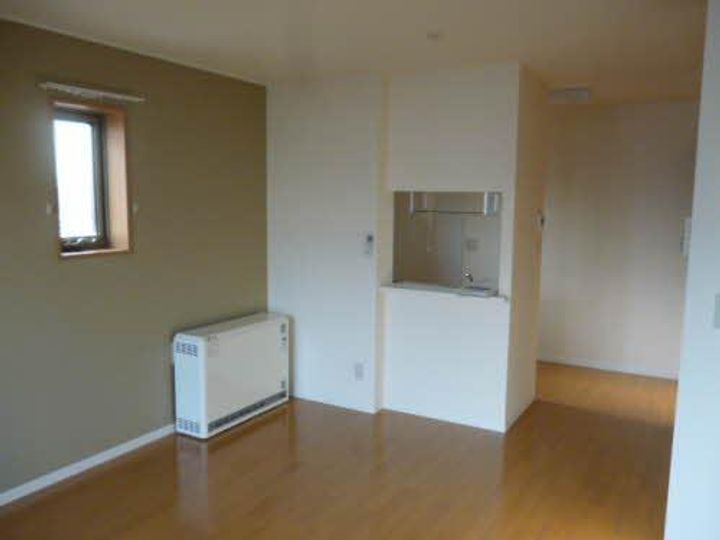 メゾンマスト盛南Vの居間