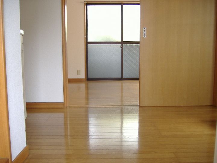 瀬尾コーポの居間