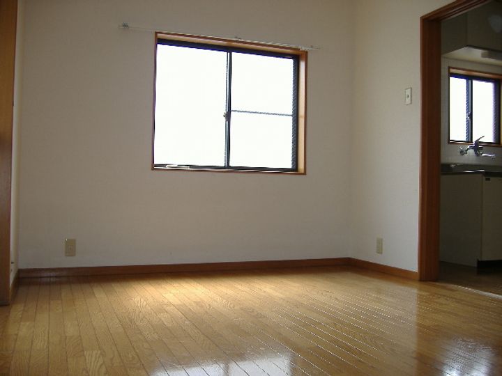 瀬尾コーポの居間