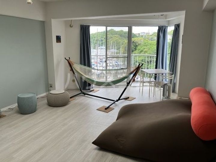 ライオンズマンション油壺の居間