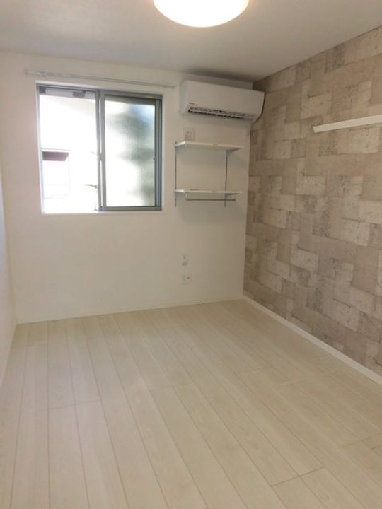 神奈川県横浜市保土ヶ谷区峰岡町2(アパート)の賃貸物件の居間