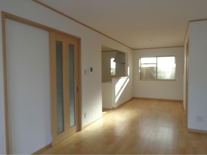 大阪府泉大津市板原町3(一戸建)の賃貸物件の居間