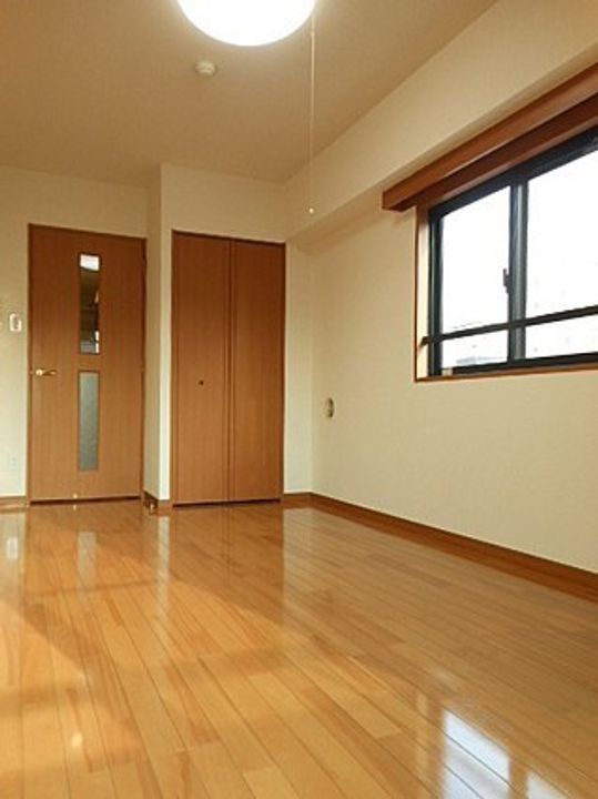 ガラ・ステージ茗荷谷の居間