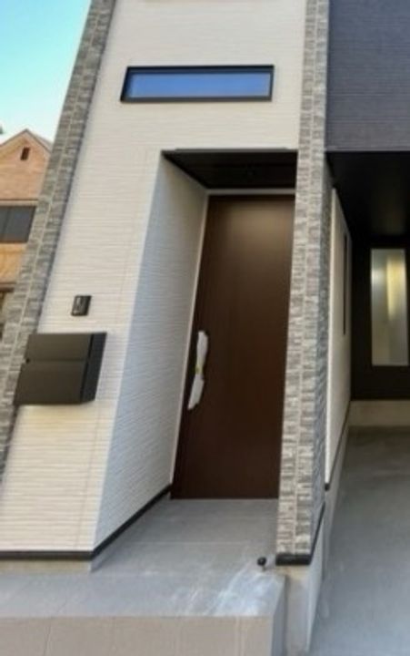 東京都足立区東和2(一戸建)の賃貸物件の玄関