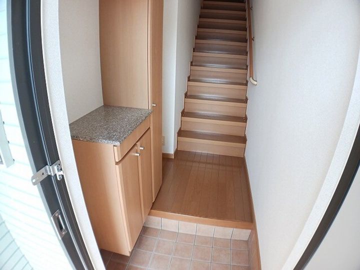 福岡県北九州市小倉南区徳吉西1(アパート)の賃貸物件の玄関