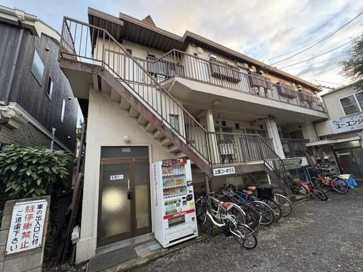 上原コーポラスの地図