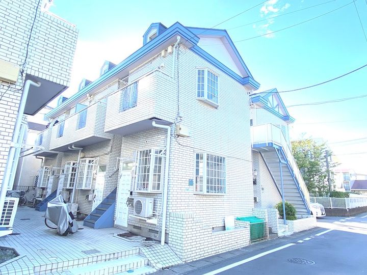 ローズアパートD棟の外観