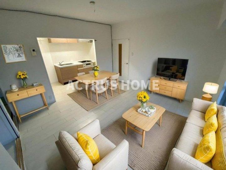 朝日プラザ天王寺の居間