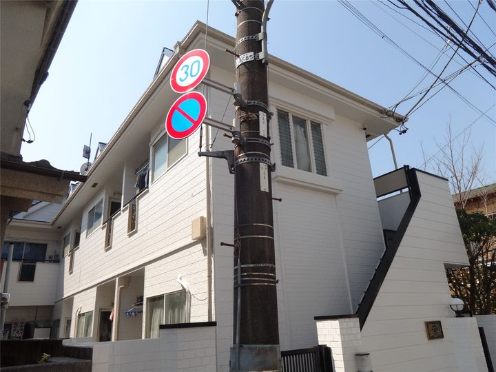レオパレス高砂の周辺