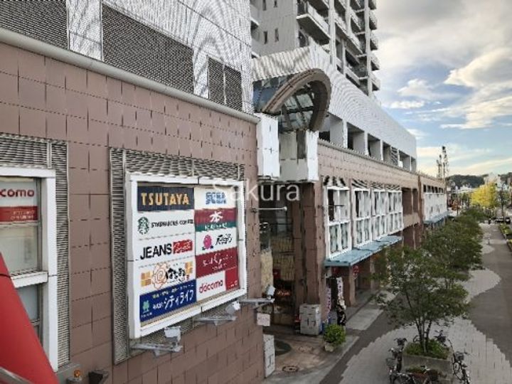 ベルヴィル杉田IIIファミーユ棟の周辺