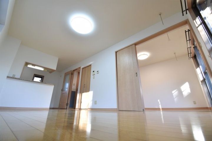 群馬県前橋市元総社町(マンション)の賃貸物件の居間