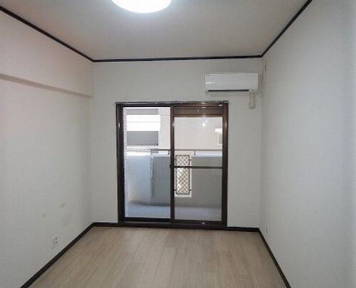 ライオンズマンション平尾第2の居間