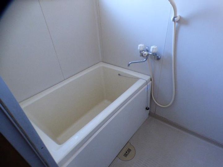 シャトレアモローソの風呂