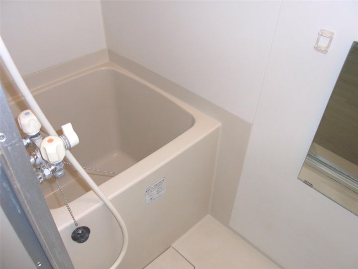 コーポラス紫苑の風呂