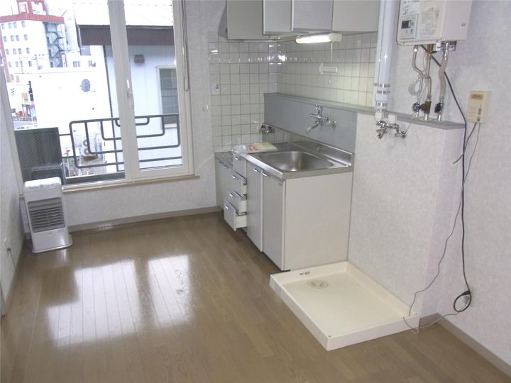 コーポラス紫苑の居間