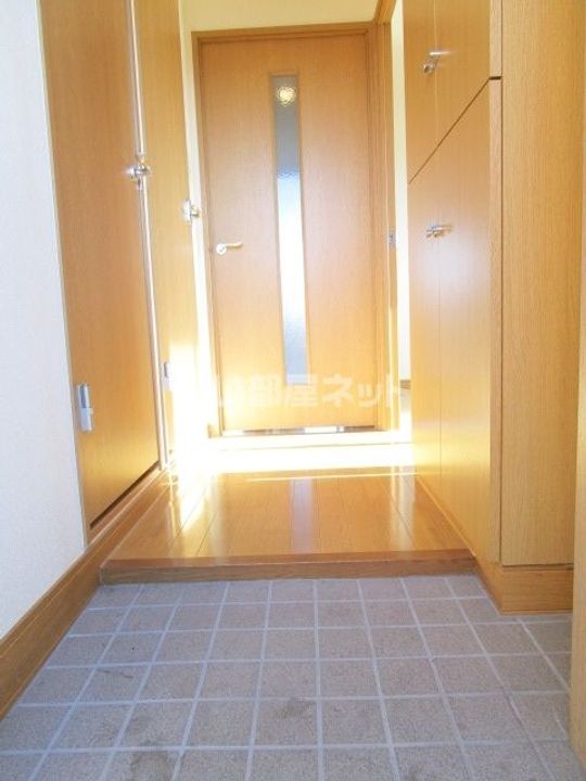 栃木県栃木市平柳町1(マンション)の賃貸物件の玄関