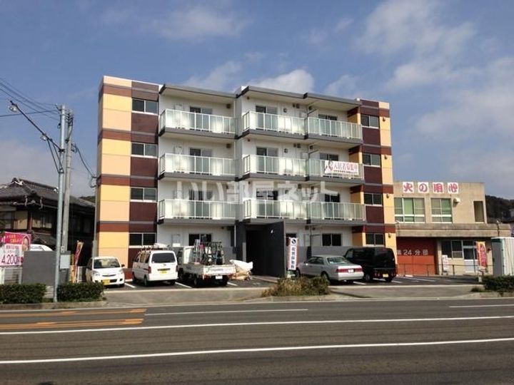 サンプリマ本山の外観