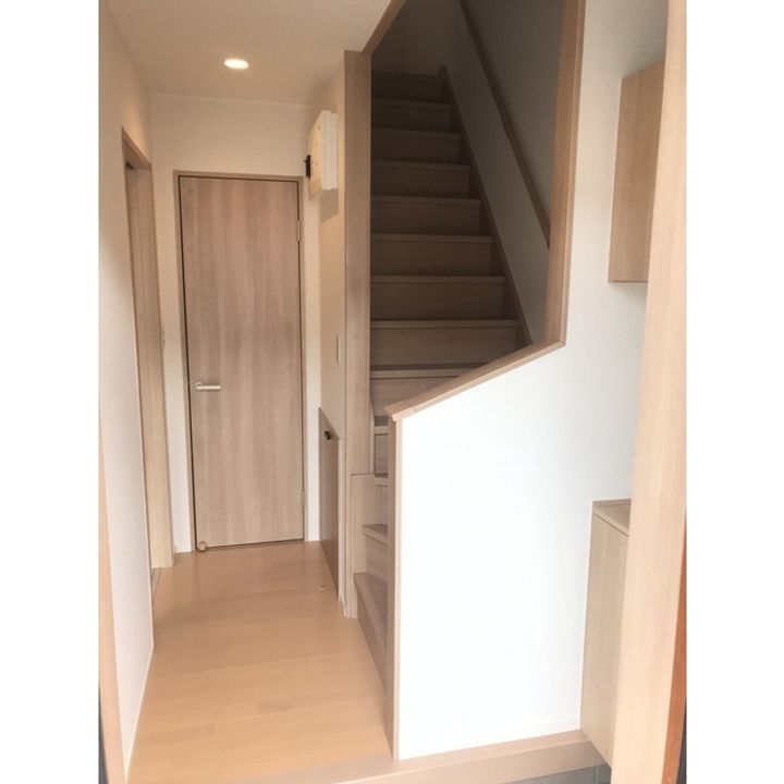 タウンフォートII E棟の玄関