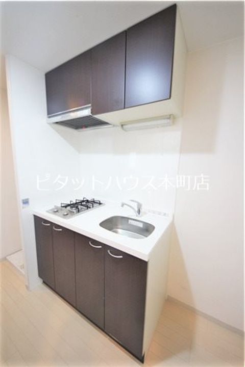 大阪府大阪市中央区松屋町(マンション)の賃貸物件のキッチン