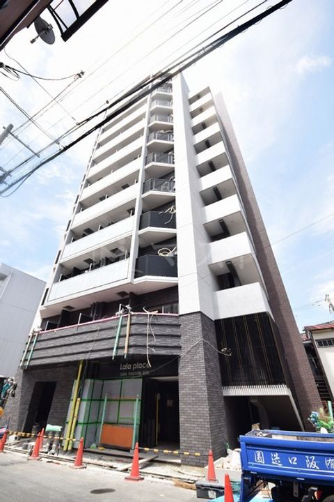 ララプレイス大阪福島ミラの外観